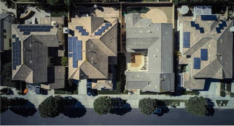 Solar panels in a decentralized layout, symbolizing local energy generation and self-sufficient infrastructure